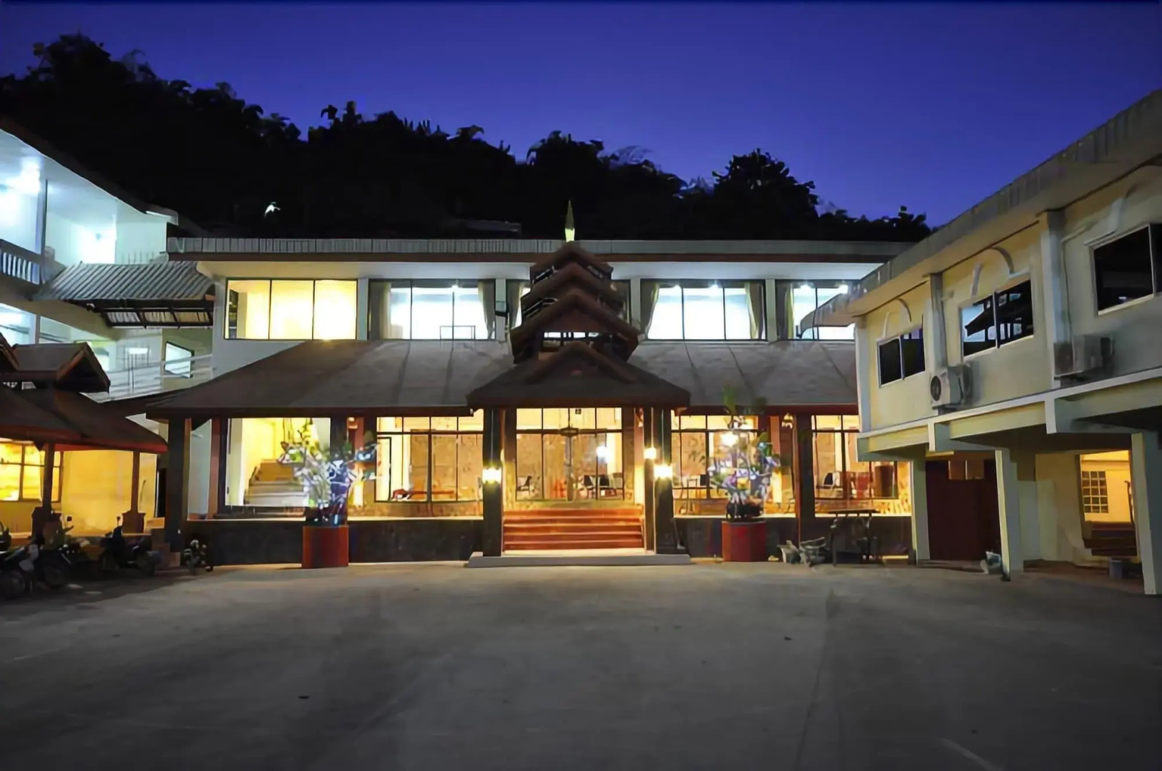 Piyaporn Hill Paradise