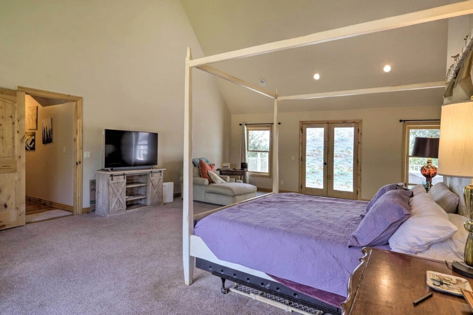 Fruita Victorian Home w/ Hot Tub + Mountains!