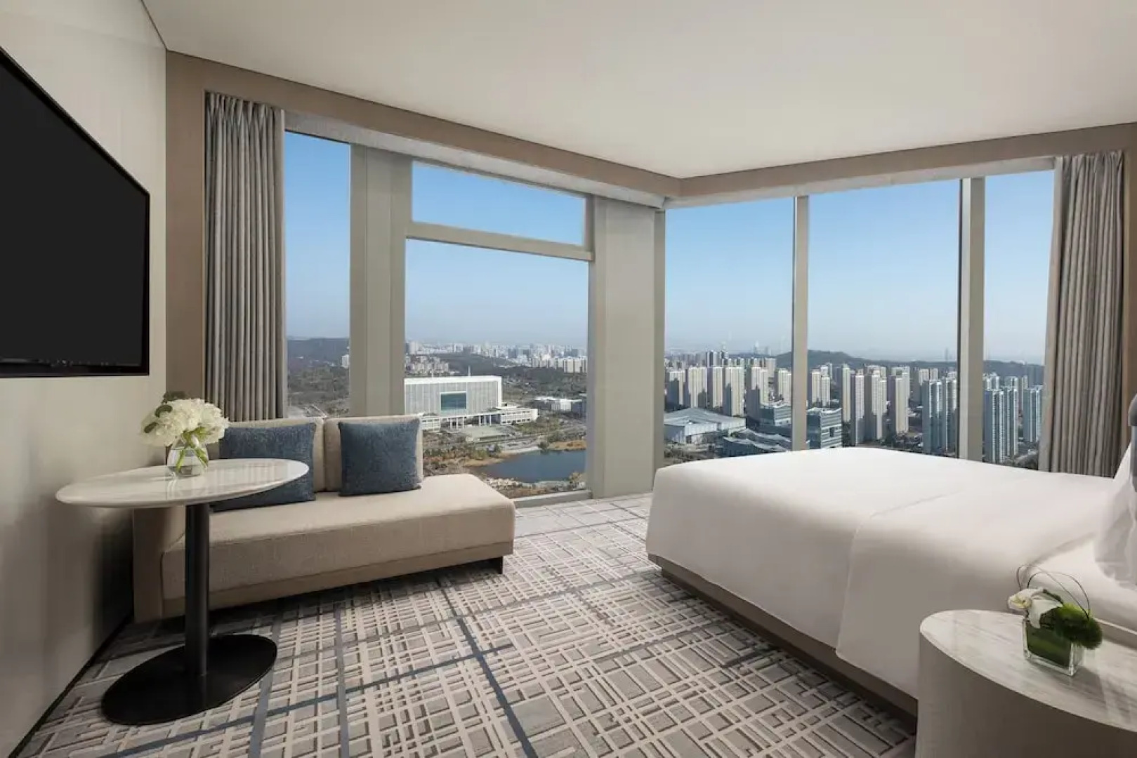 Crowne Plaza JINGMEN by IHG