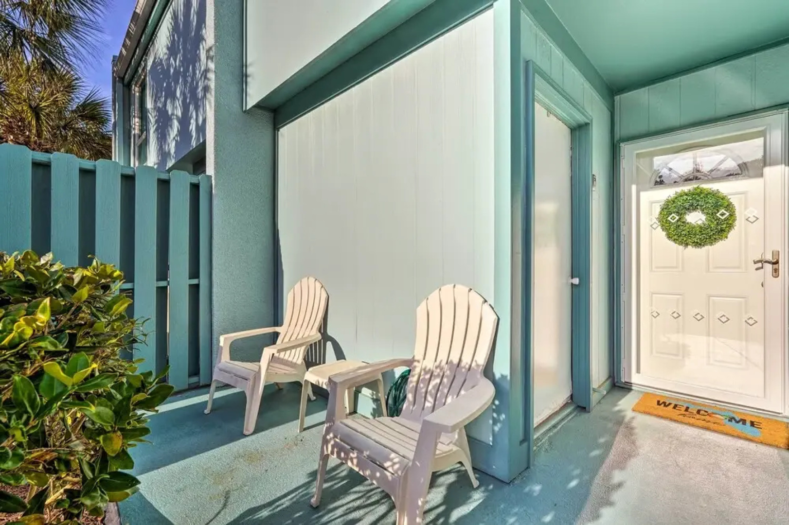 PCB Escape w/ Pool & Beach Access, Beach Chairs!