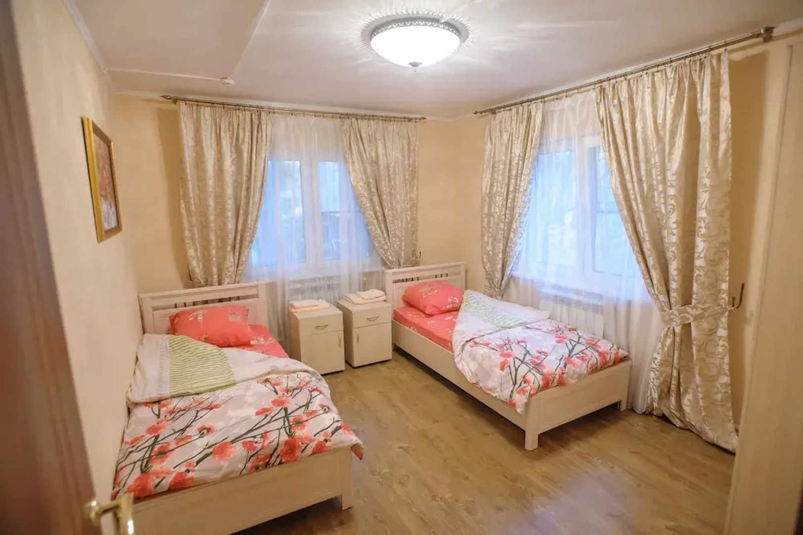 Flora Park Country Club