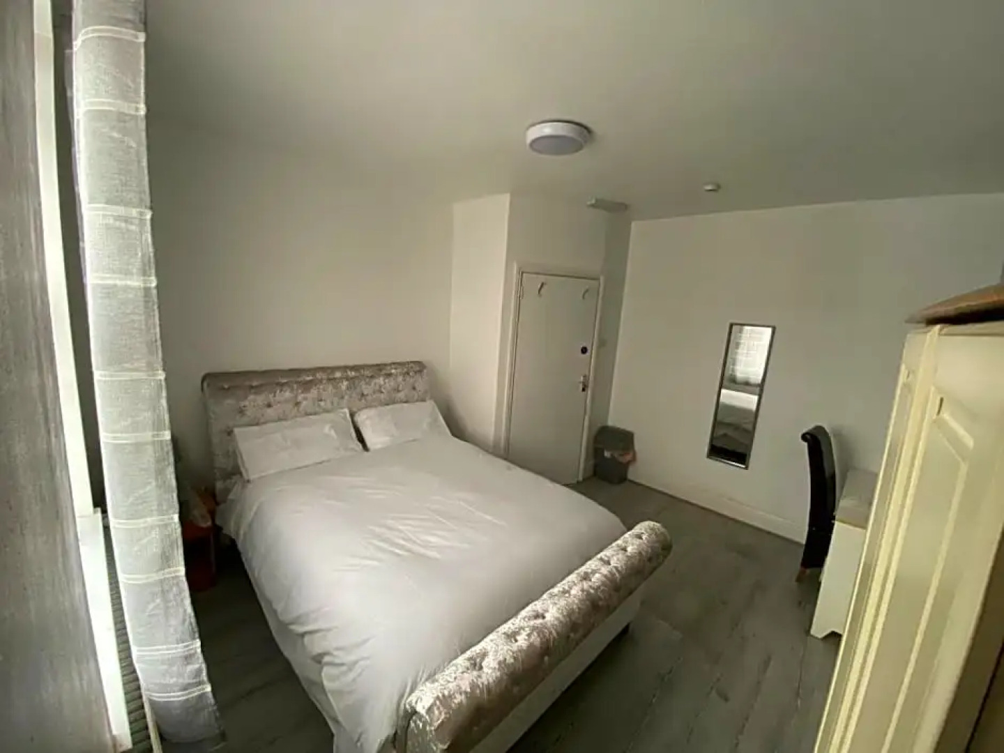 Glorious Catering & Restaurant Bnb