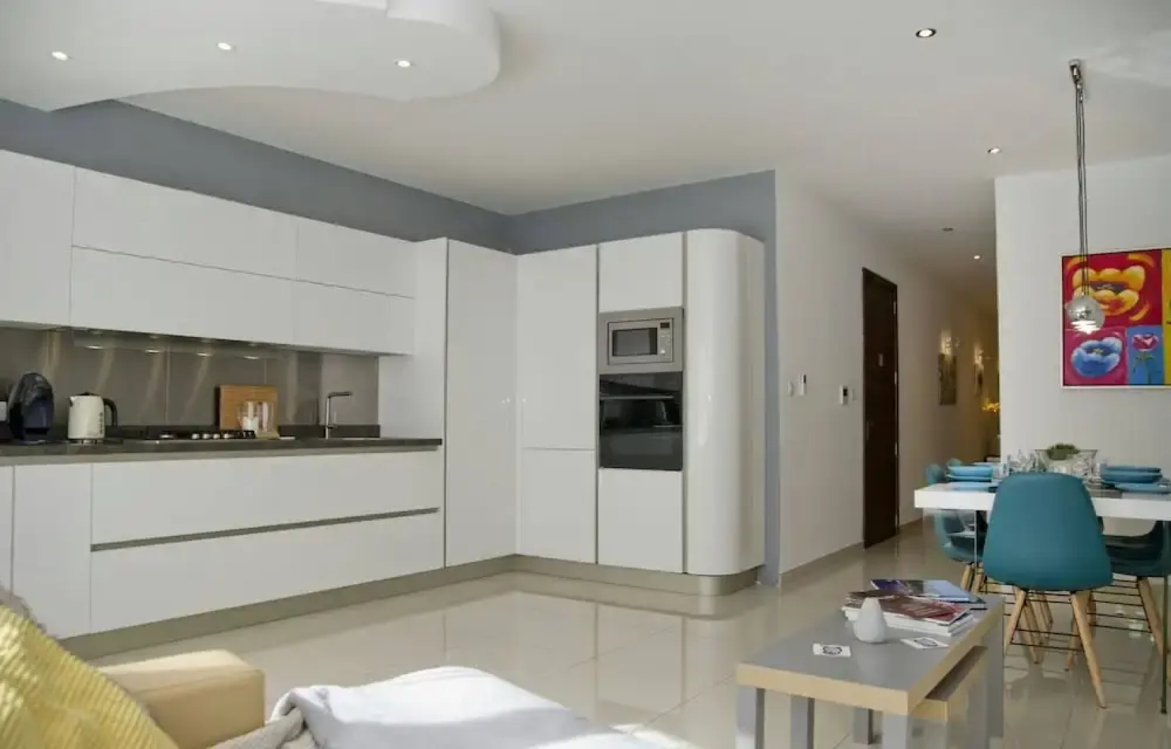 Modern Flat Close To Valletta sleeps 8