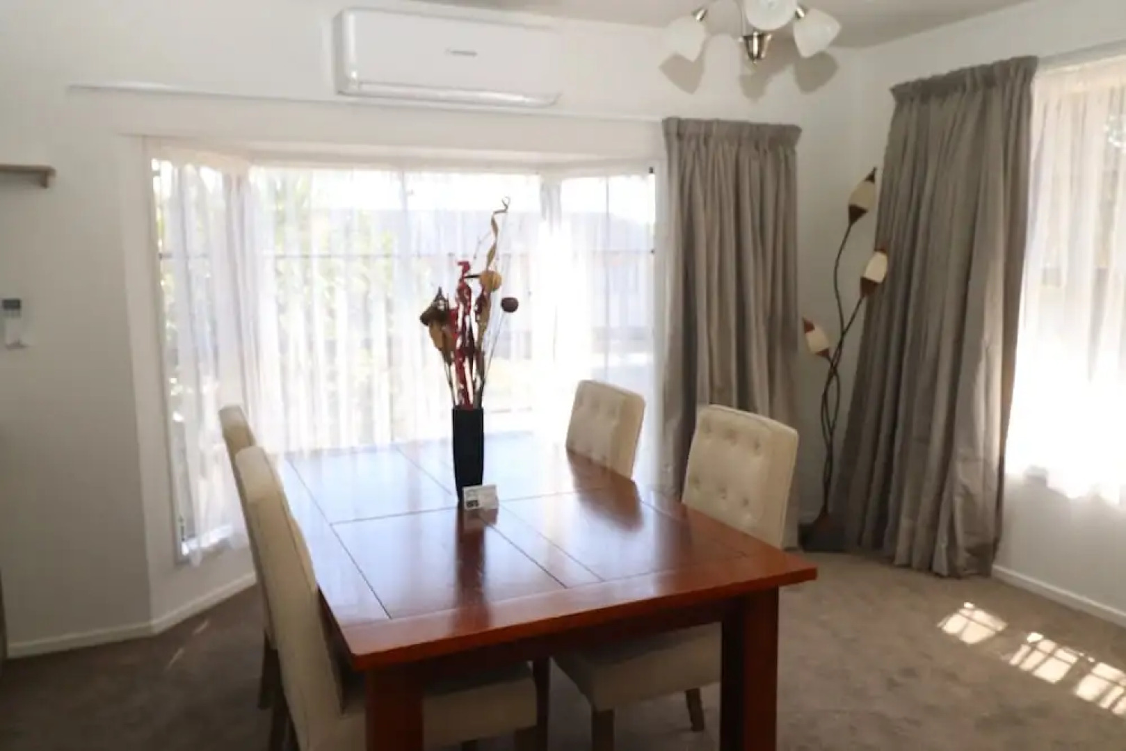 Sunny Unit on Grey Street