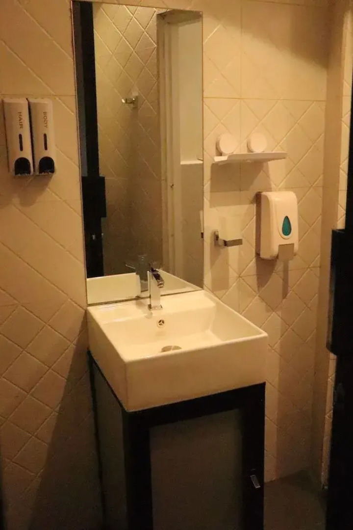 Miracle City Inn Hostel