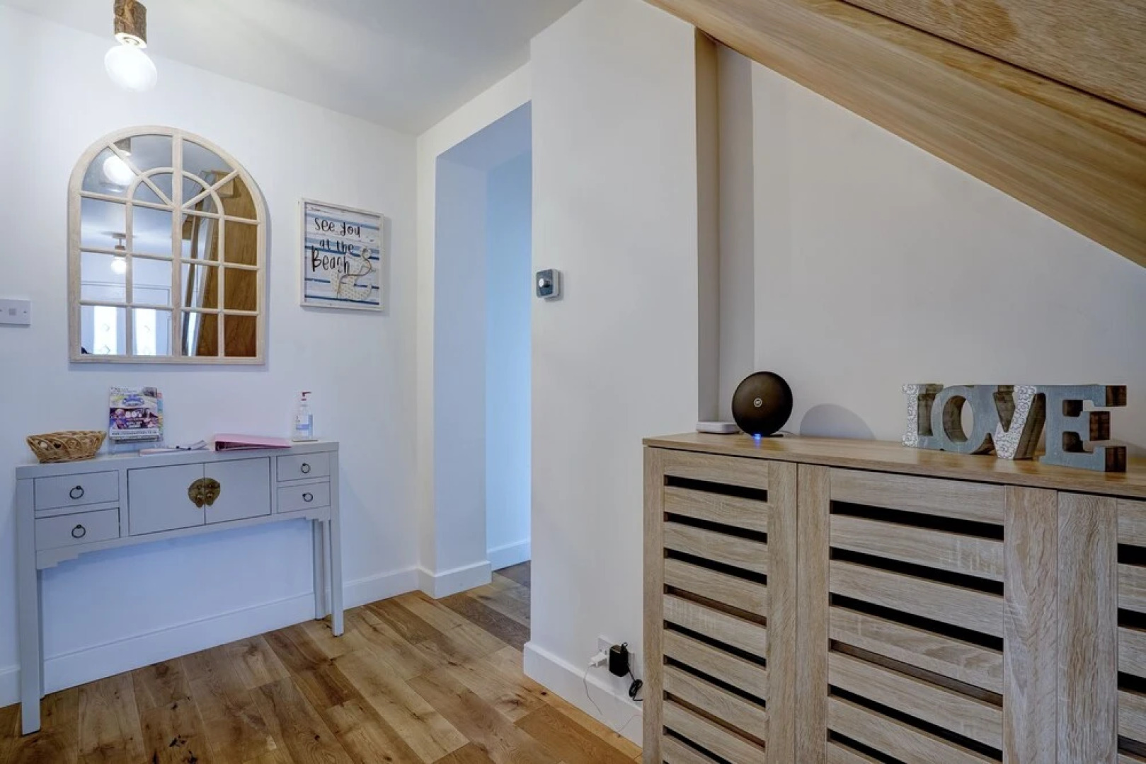 Norfolk Luxe Beach House Sleeps 8 Dog Friendly