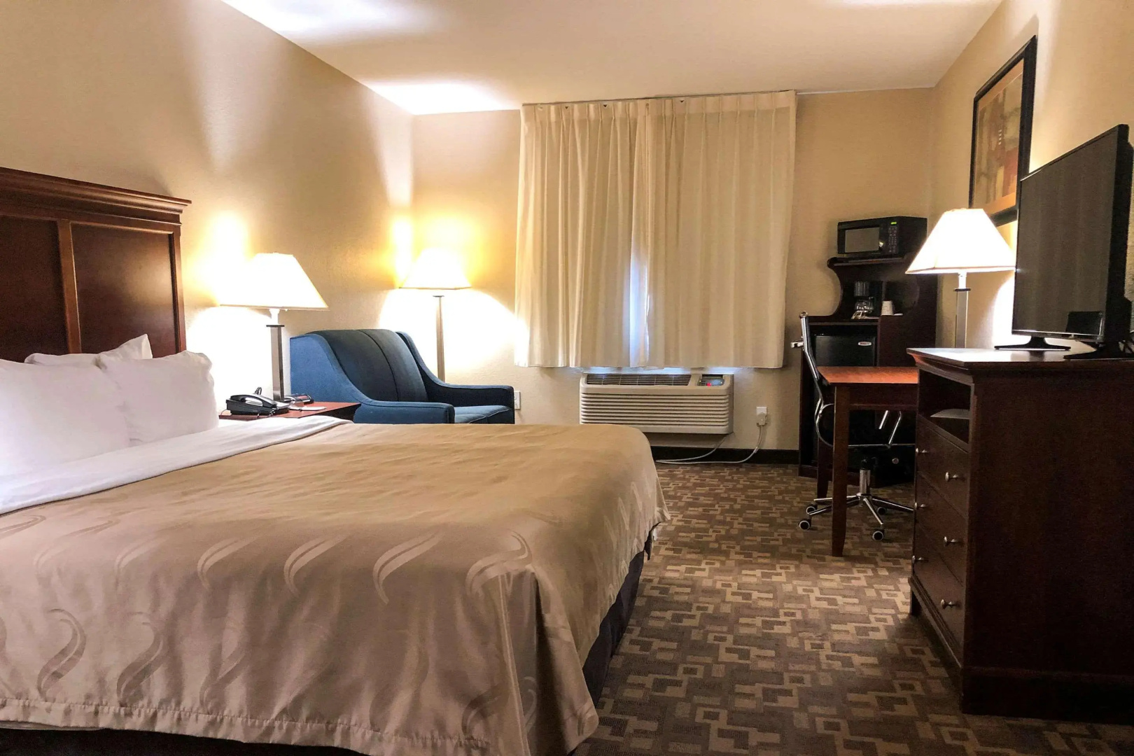 Quality Inn I-70 at Wanamaker