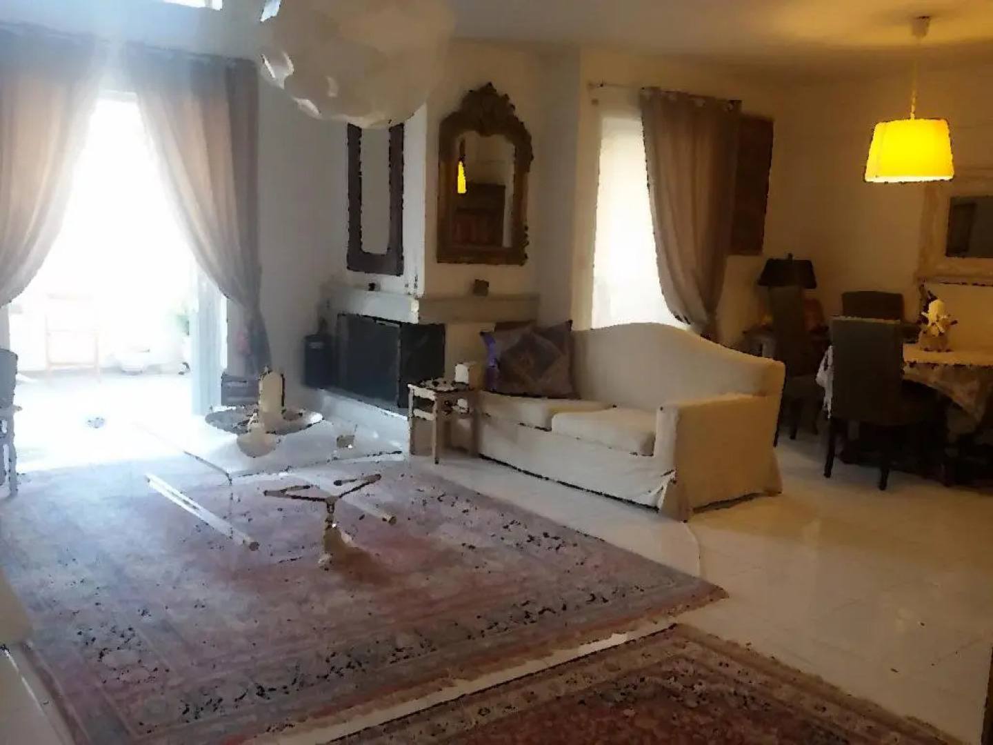 Sea & City - 10 min drive to the beach & Athens Airport