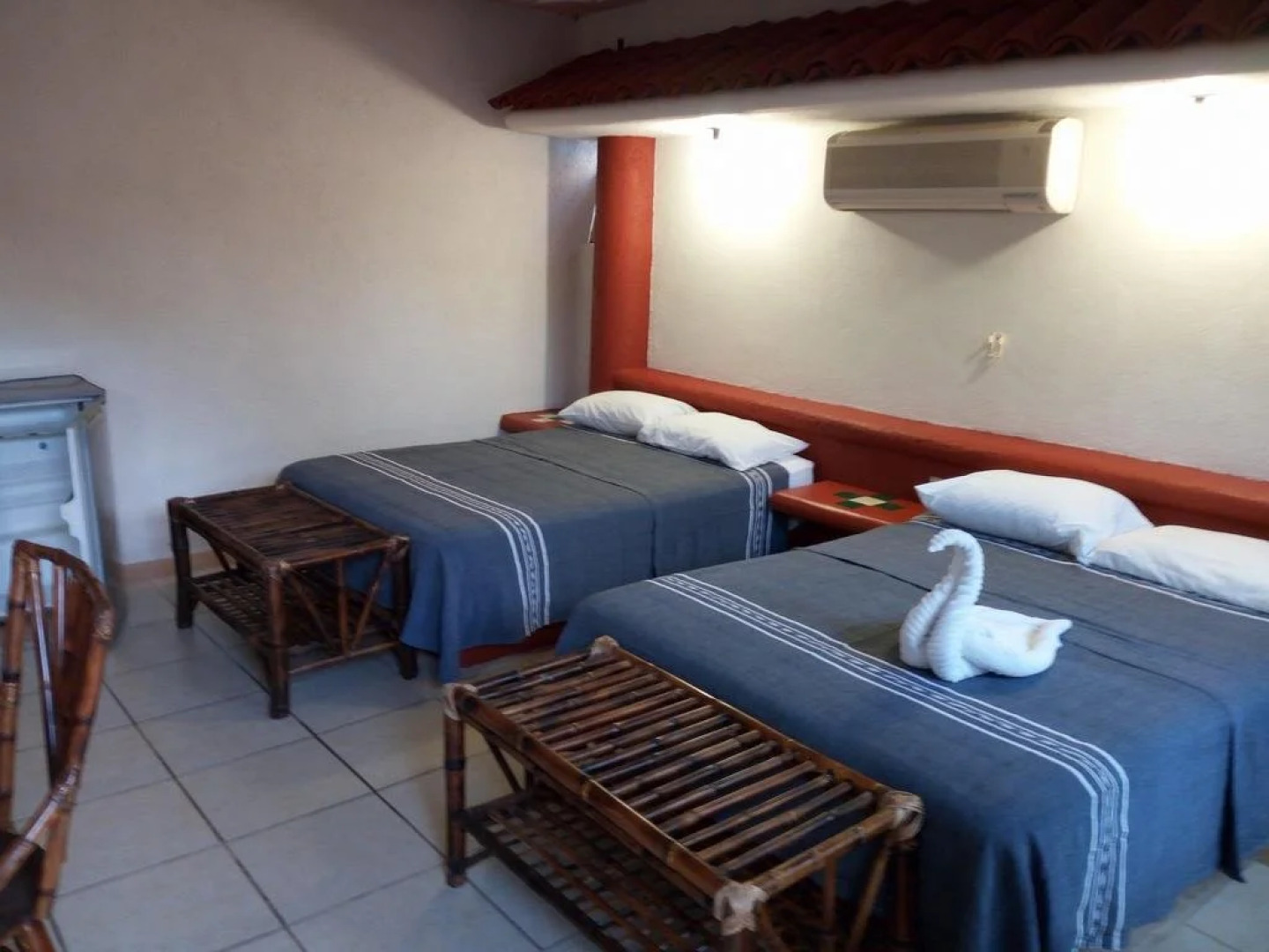 Suites Playa La Ropa Hotel El Pirata