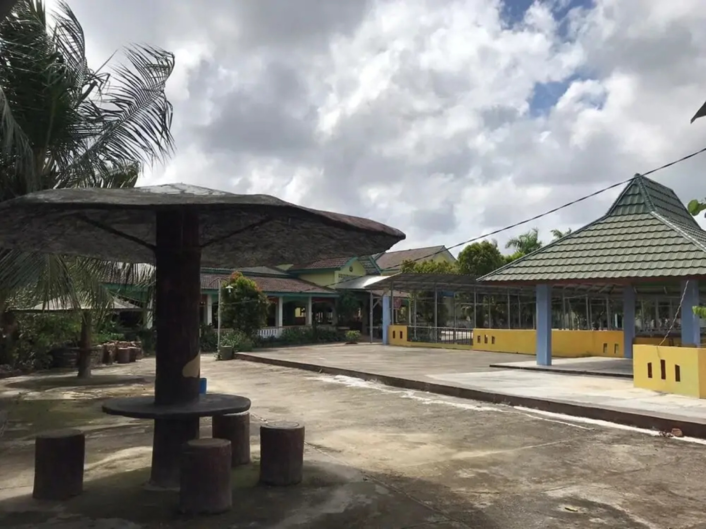 SPOT ON 2844 Kelekak Bunda