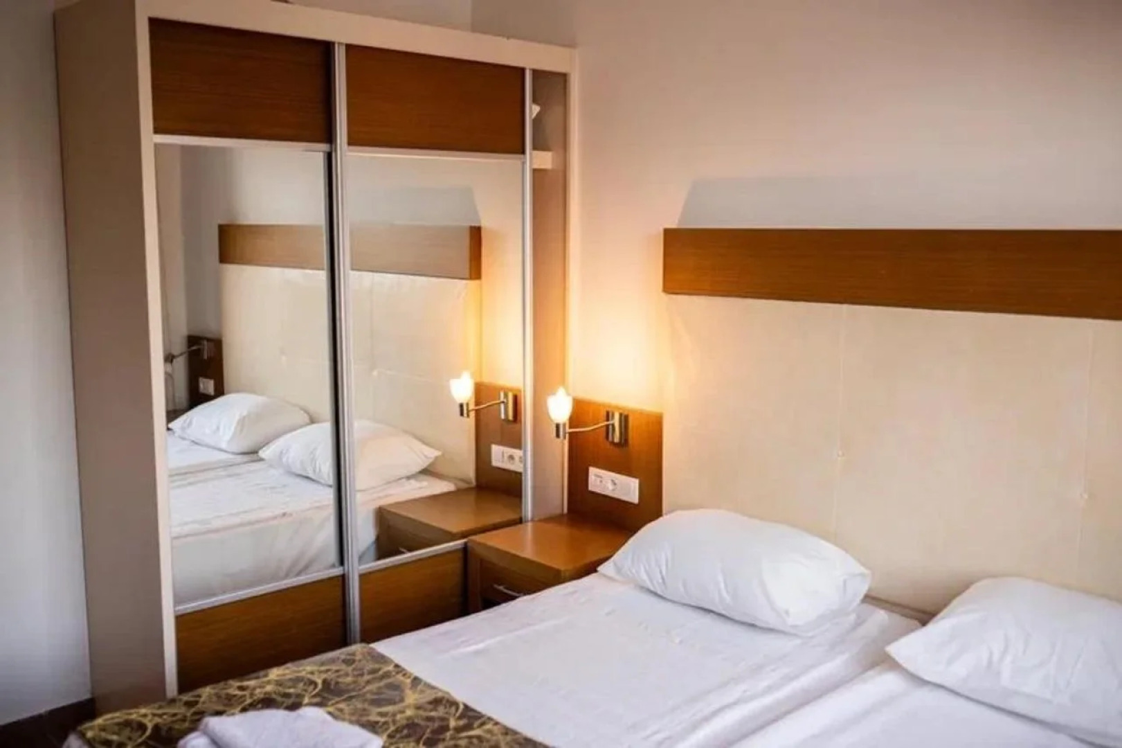 Akalia Suite Hotel & Spa