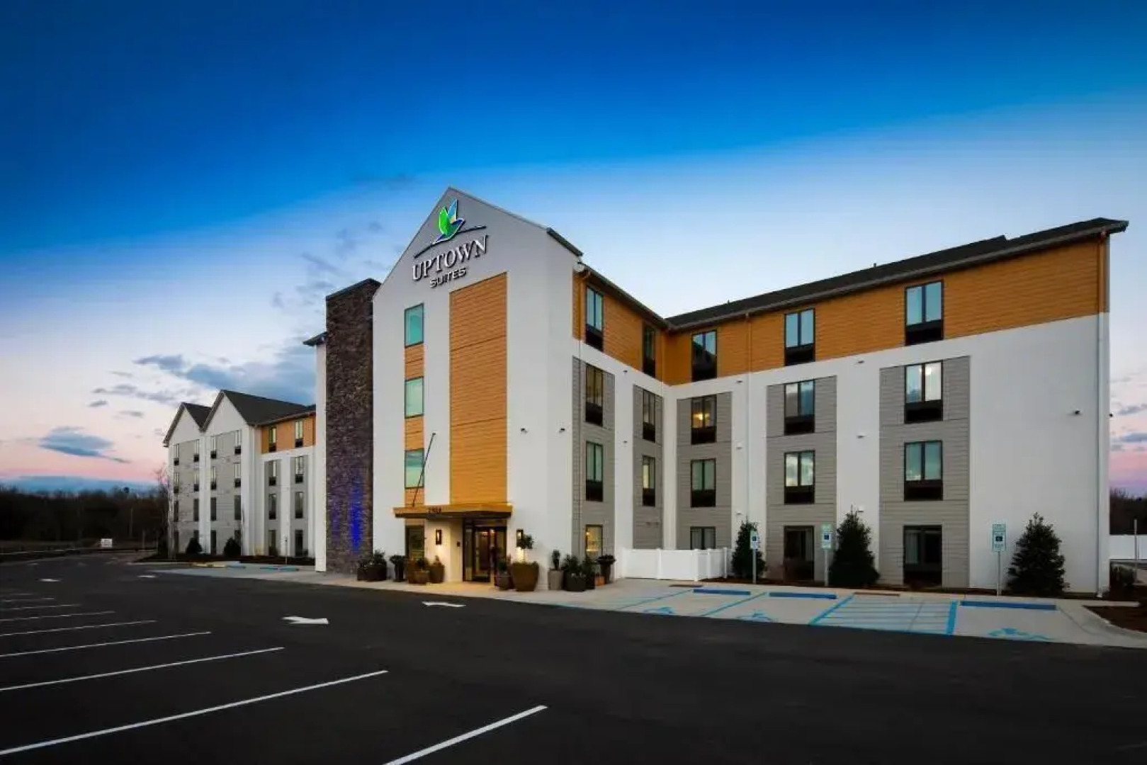 Uptown Suites Extended Stay Austin TX – Round Rock