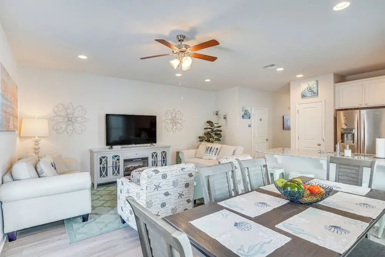 PCB Townhome w/ Deck & Pool Access: 3 Mi to Beach!