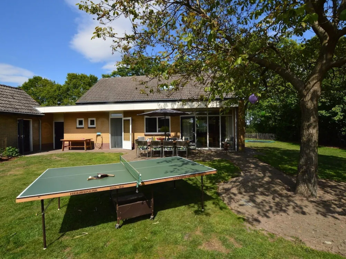Beautiful Farmhouse in Baarschot near Forest