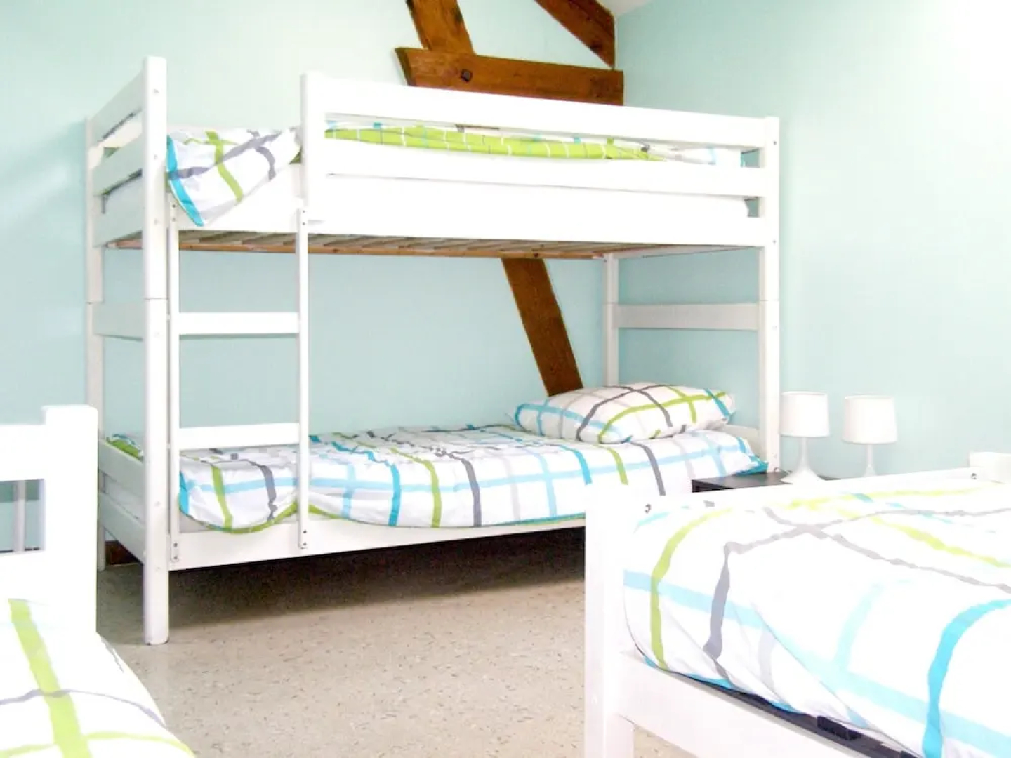 House With 4 Bedrooms in Monthenault, With Furnished Garden and Wifi -