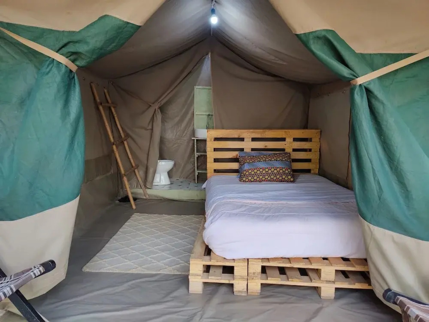 Red Rocks Rwanda Guesthouse & Campsite