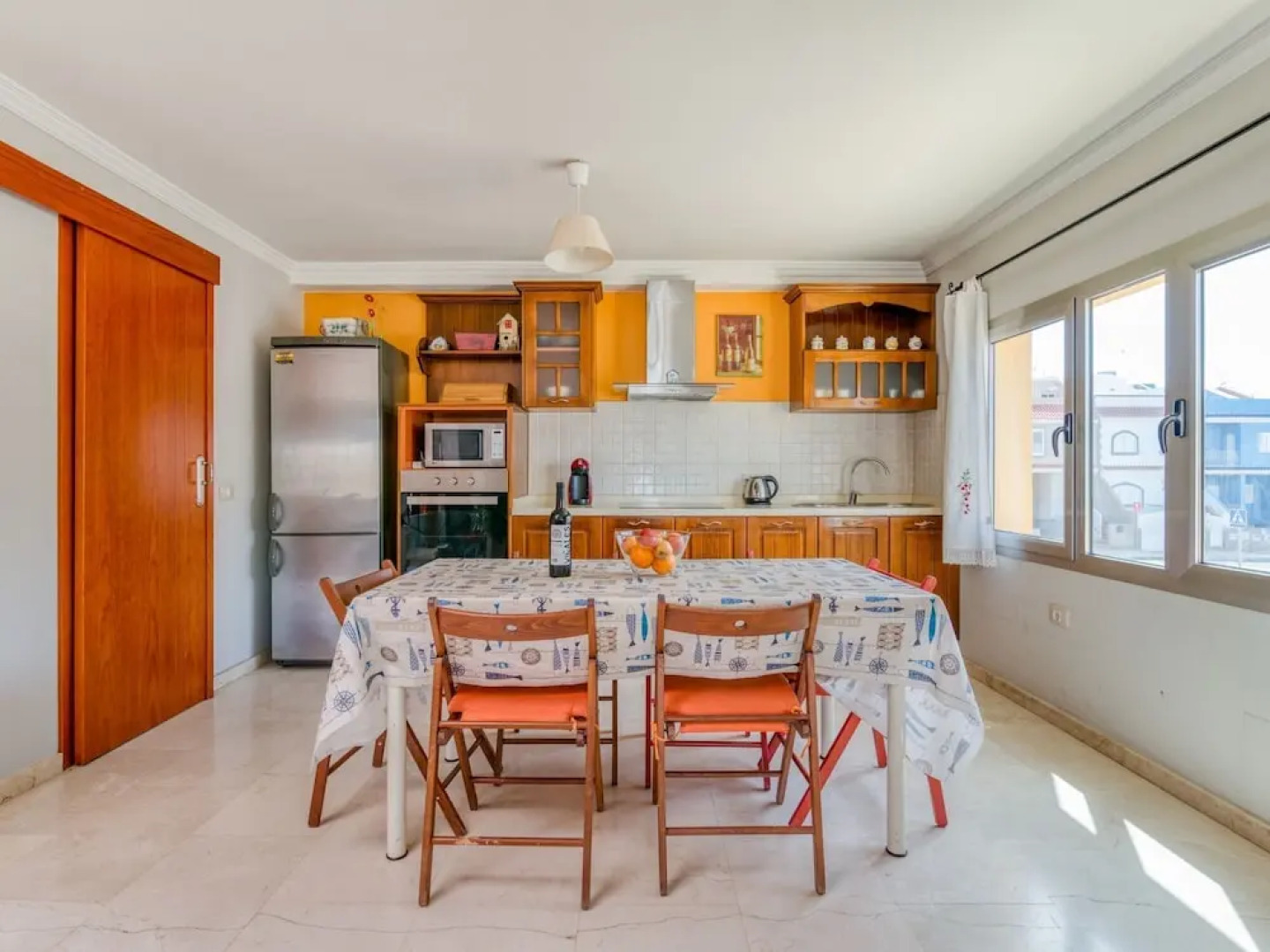 Spacious Apartment in Cruce de Arinaga With Terrace