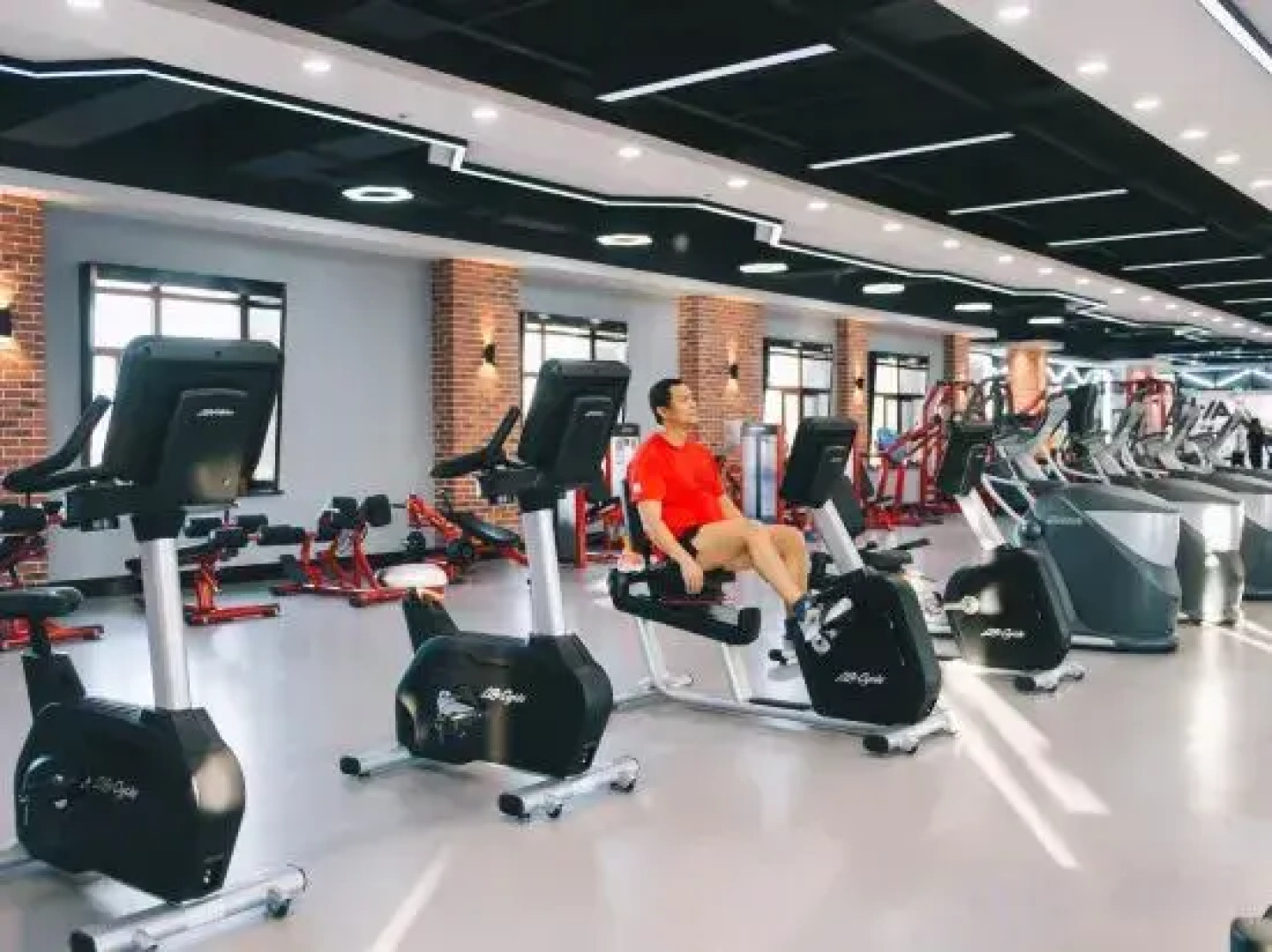 Yinpu Hostel (Yanji Changbai Road)