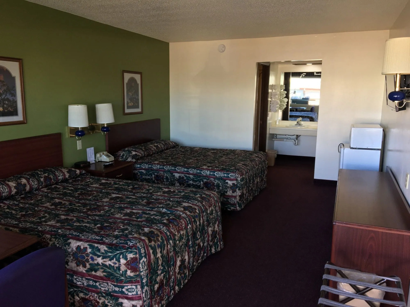 Thunderbird Motor Inn Baraboo