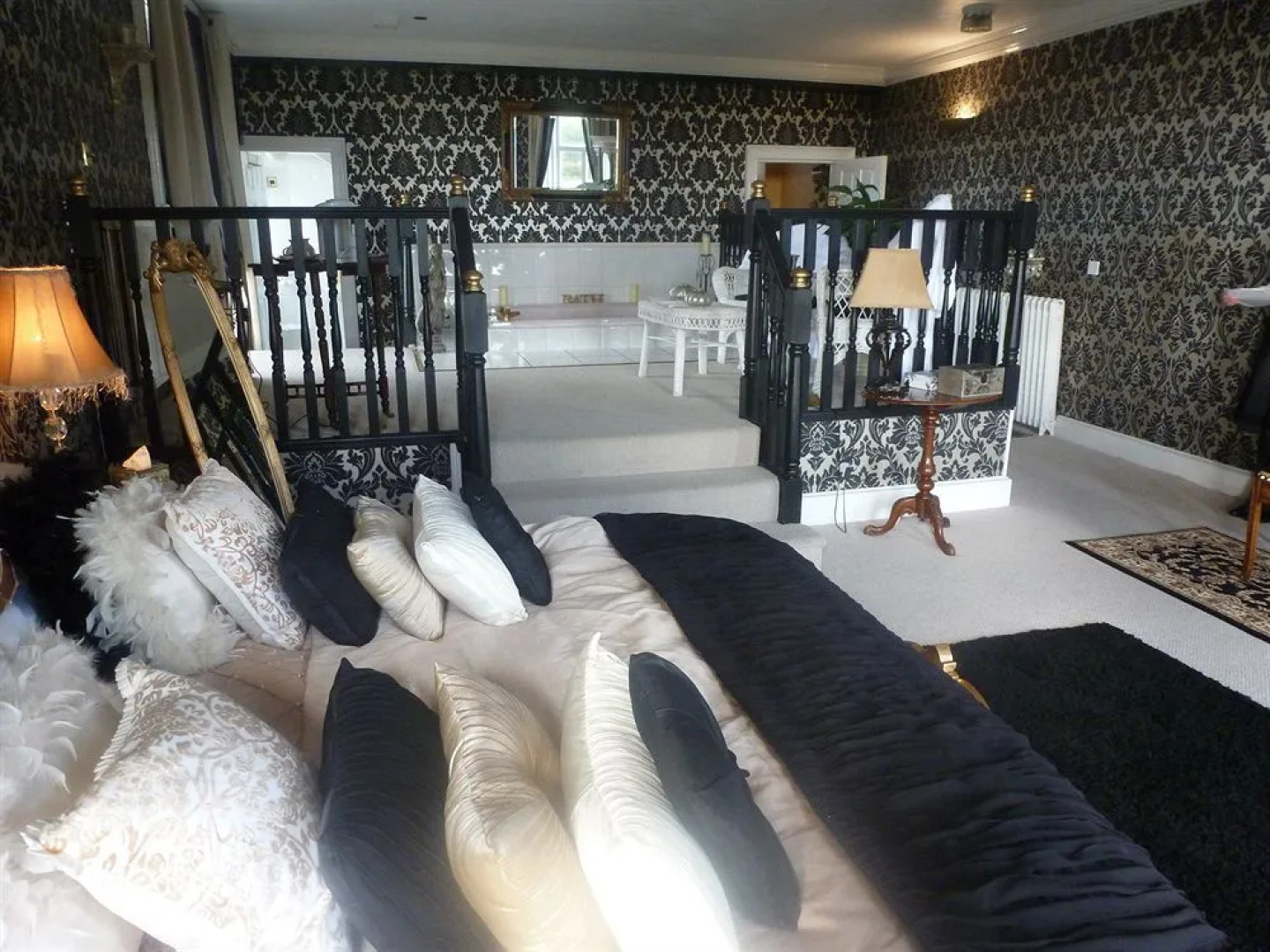 Shieldhill Castle Hotel