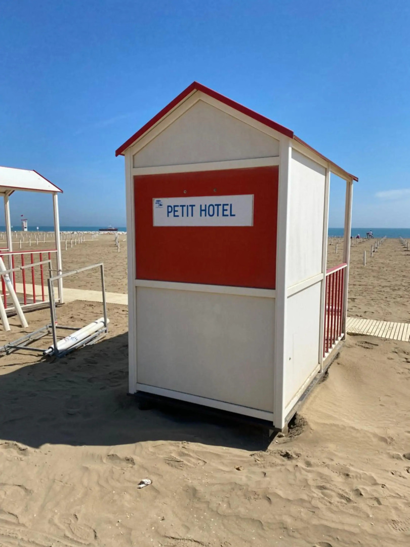 Petit Hotel