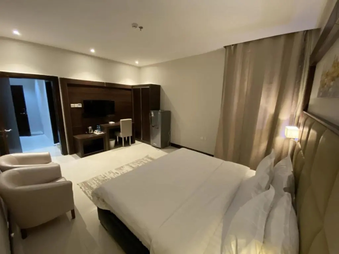 Emerald Residence