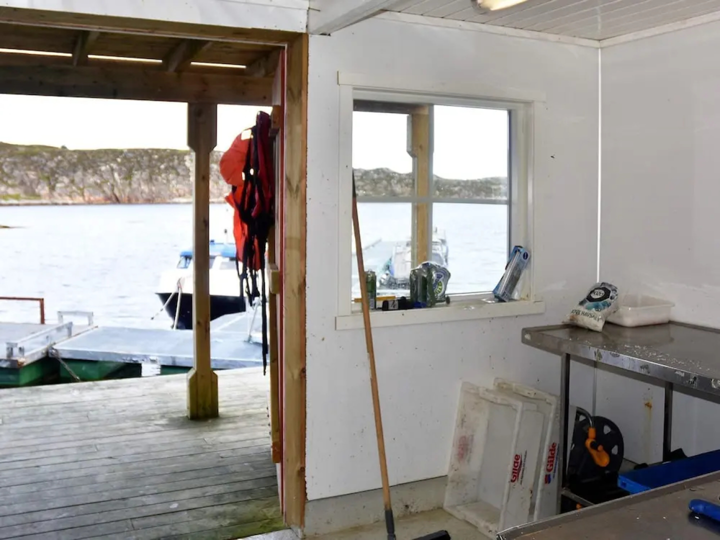 6 Person Holiday Home in Dyrvik