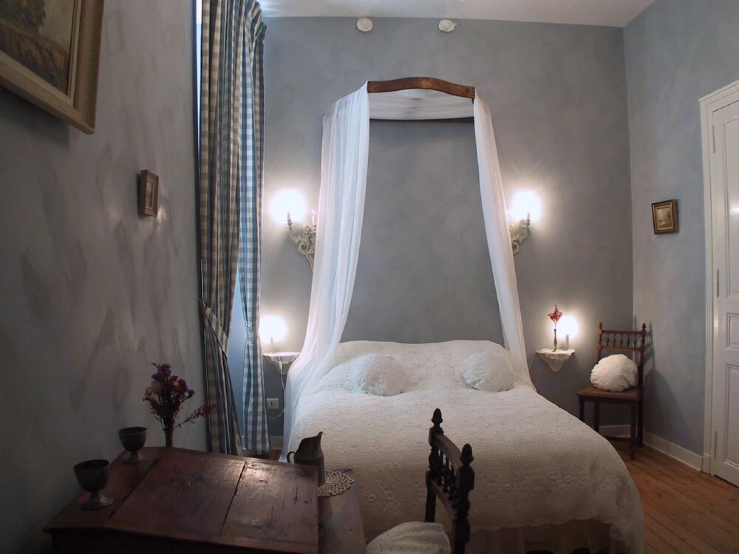 Logis de Guitres - Chambres dHotes