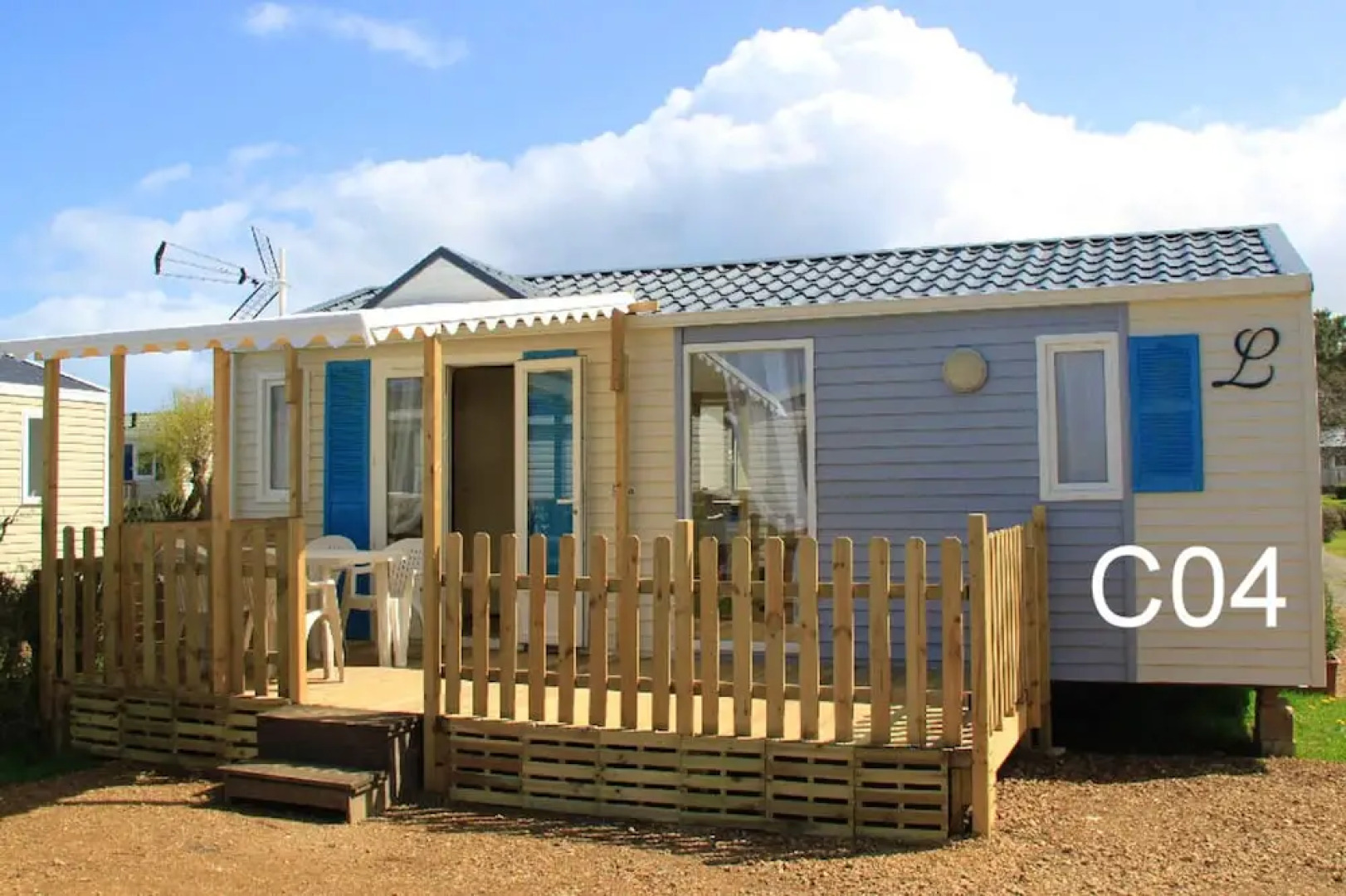 Bungalow With 2 Bedrooms in Louannec, With Shared Pool, Furnished Garden and Wifi