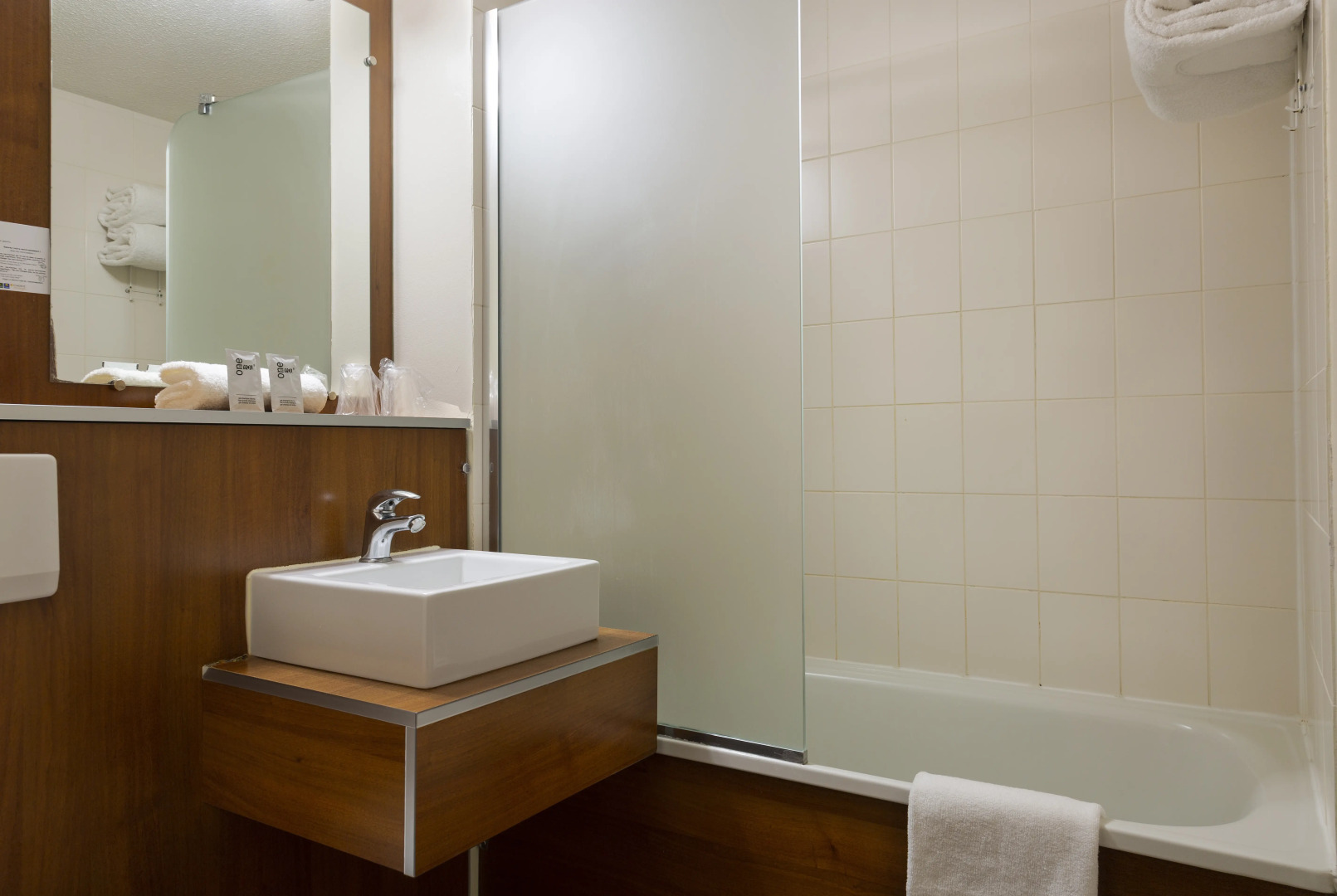 Comfort Hotel Aeroport Lyon St Exupery