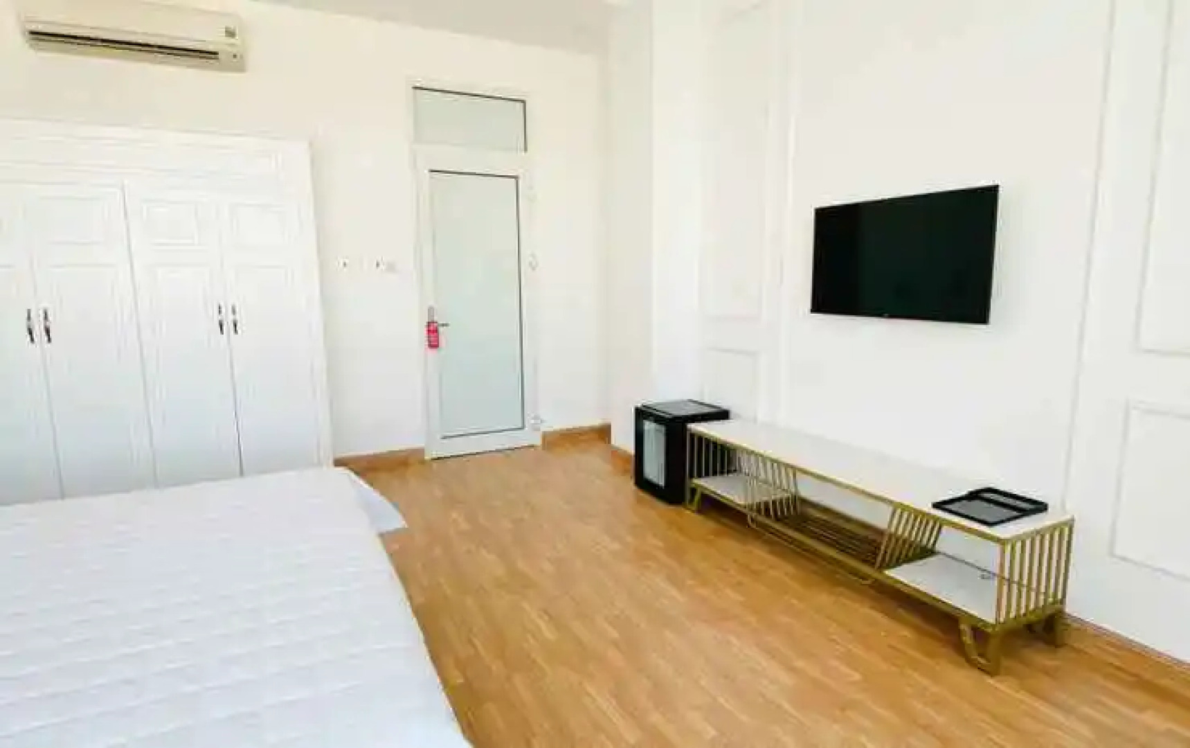 Century Palace Hotel