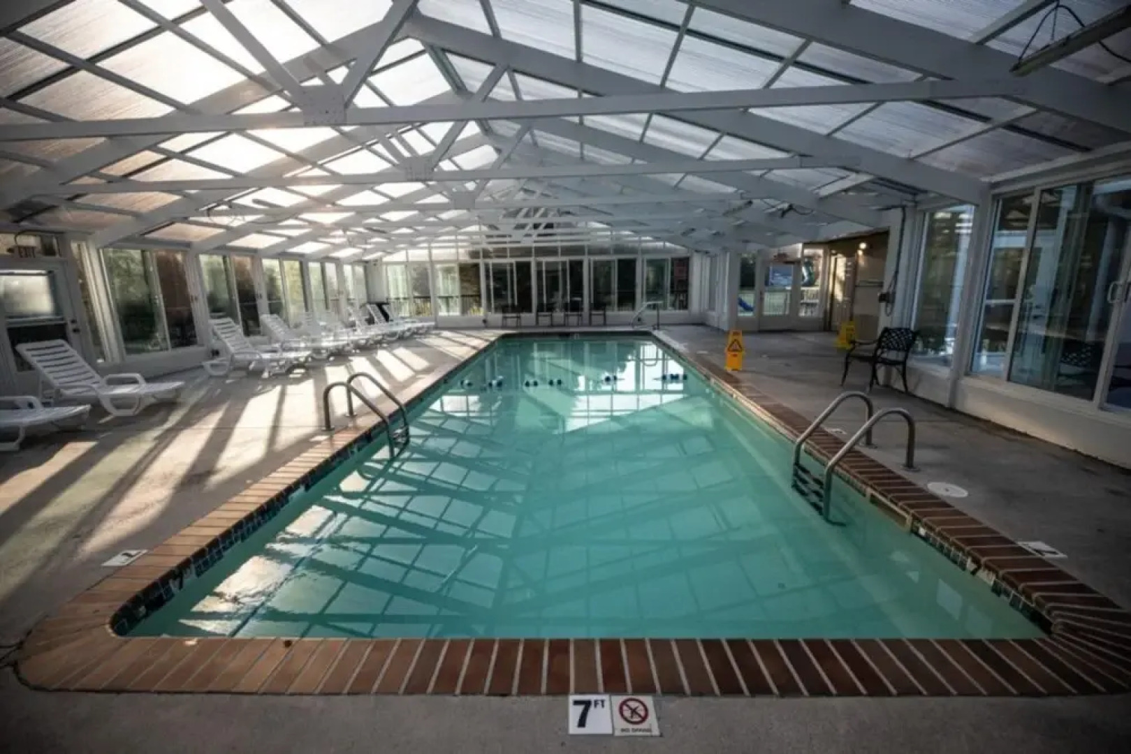 MVC - Unit 1302 - The Cove