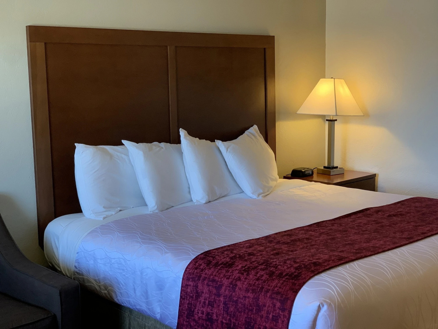 Red Carpet Inn Medford