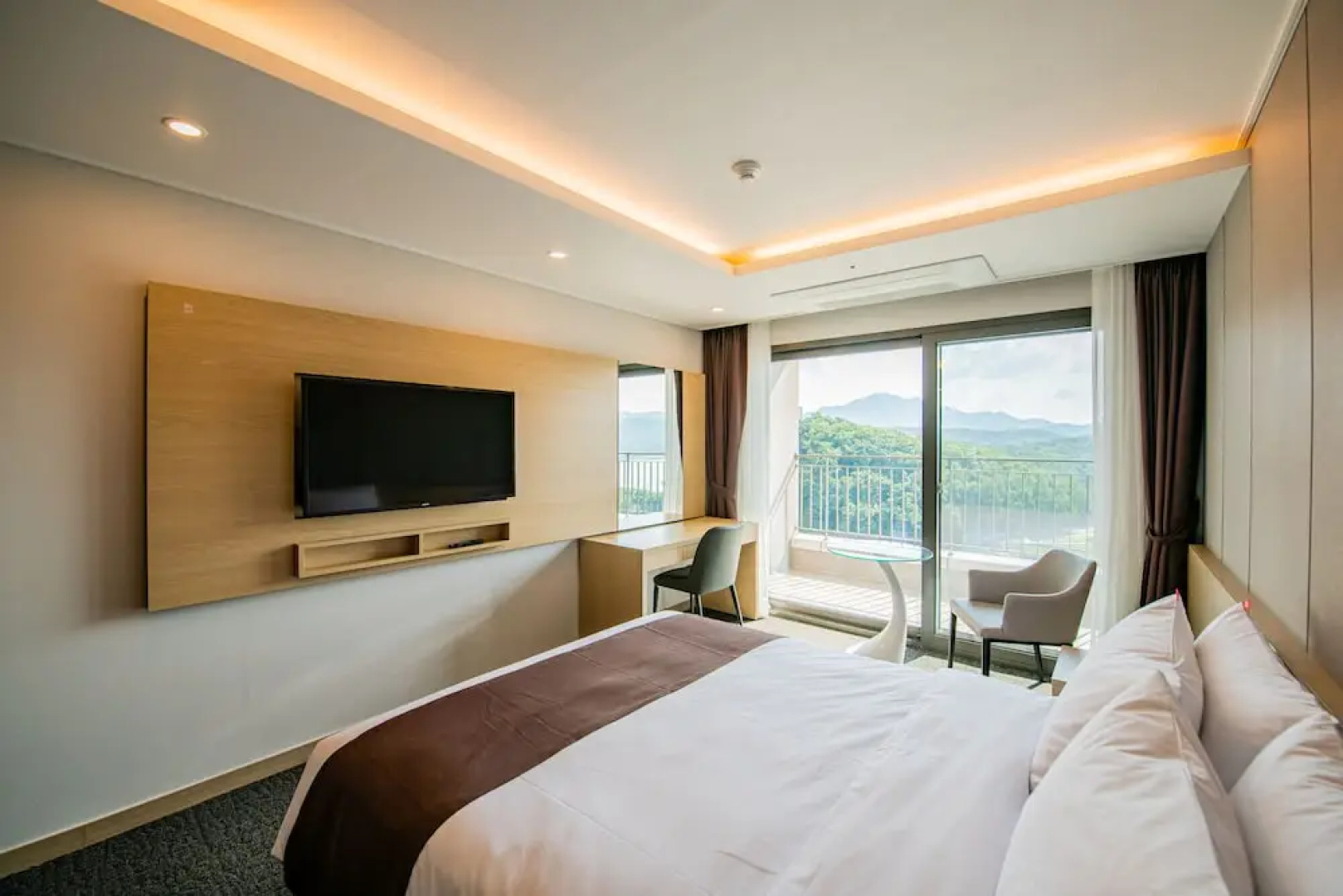 Ramada by Wyndham Chuncheon
