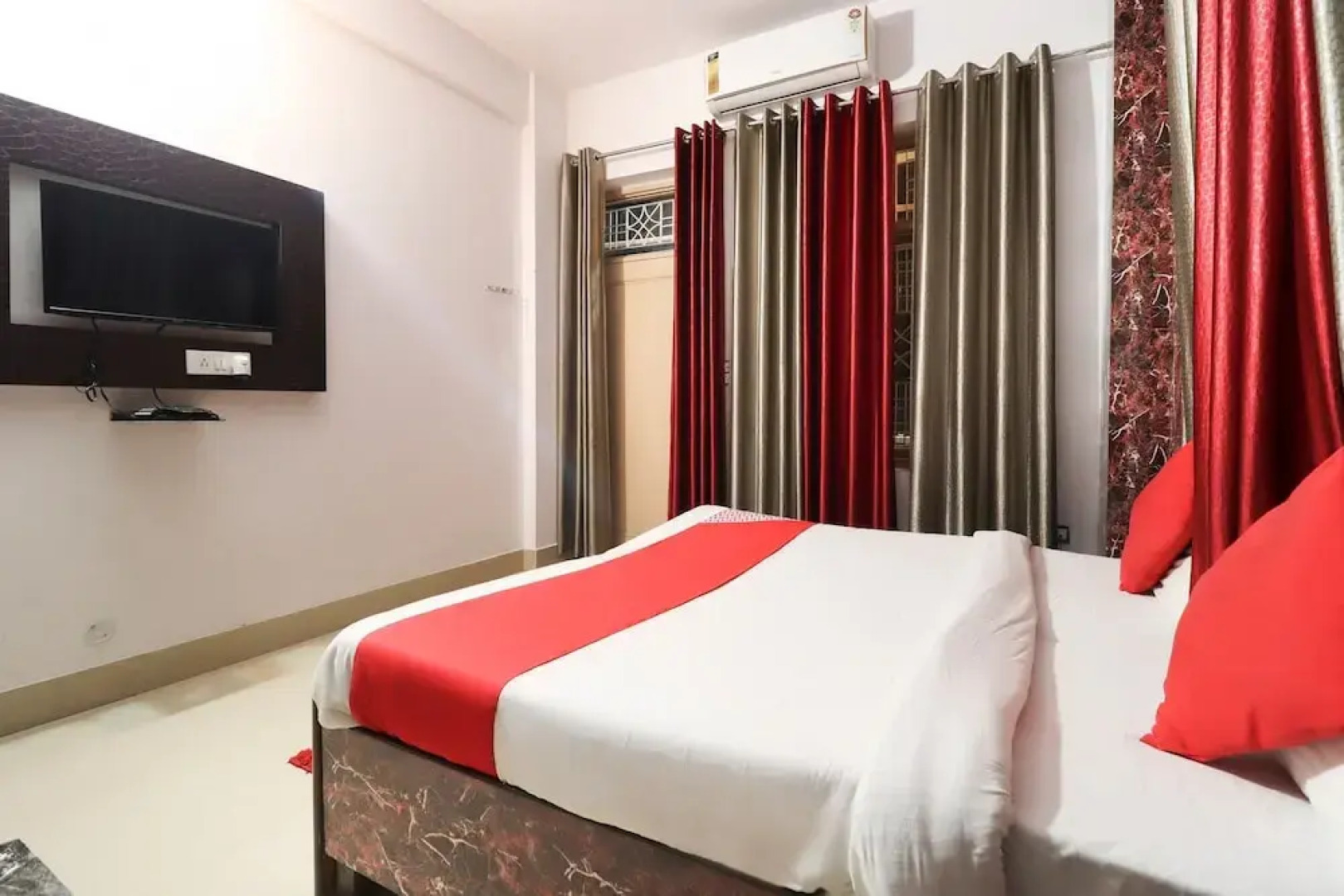 OYO 29415 Hotel Ocean Blue