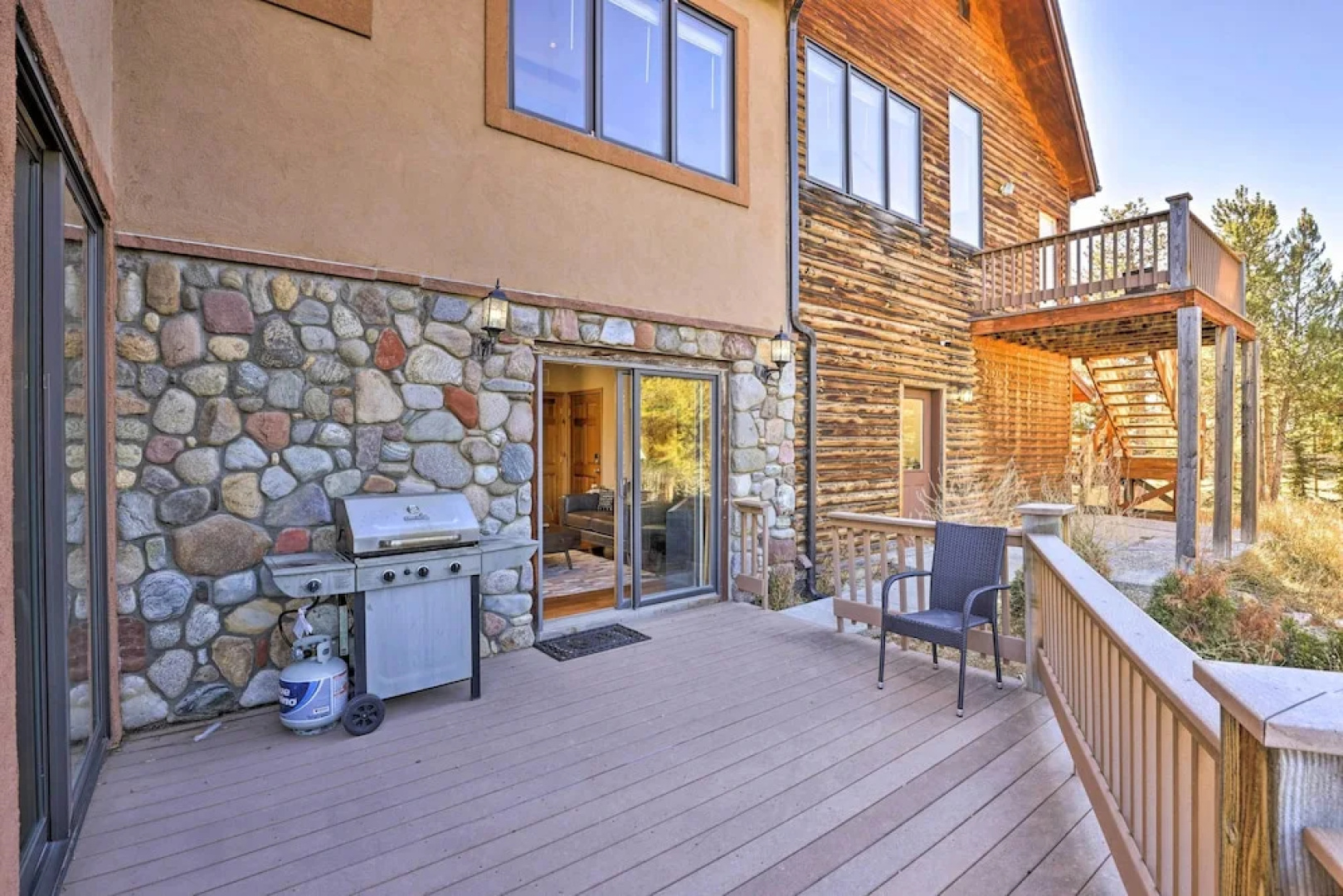 Cabin w/ Game Room & Mtn Views in Silverthorne!