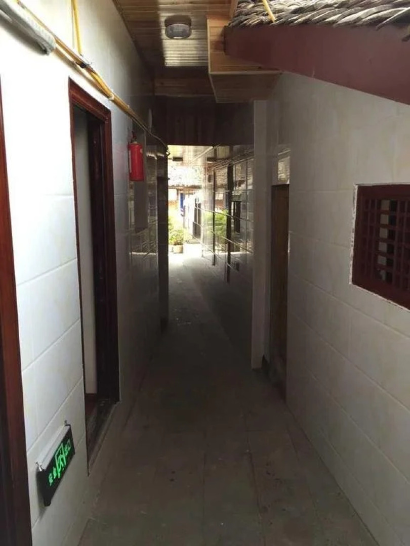 Langzhong Zhaoshi Inn