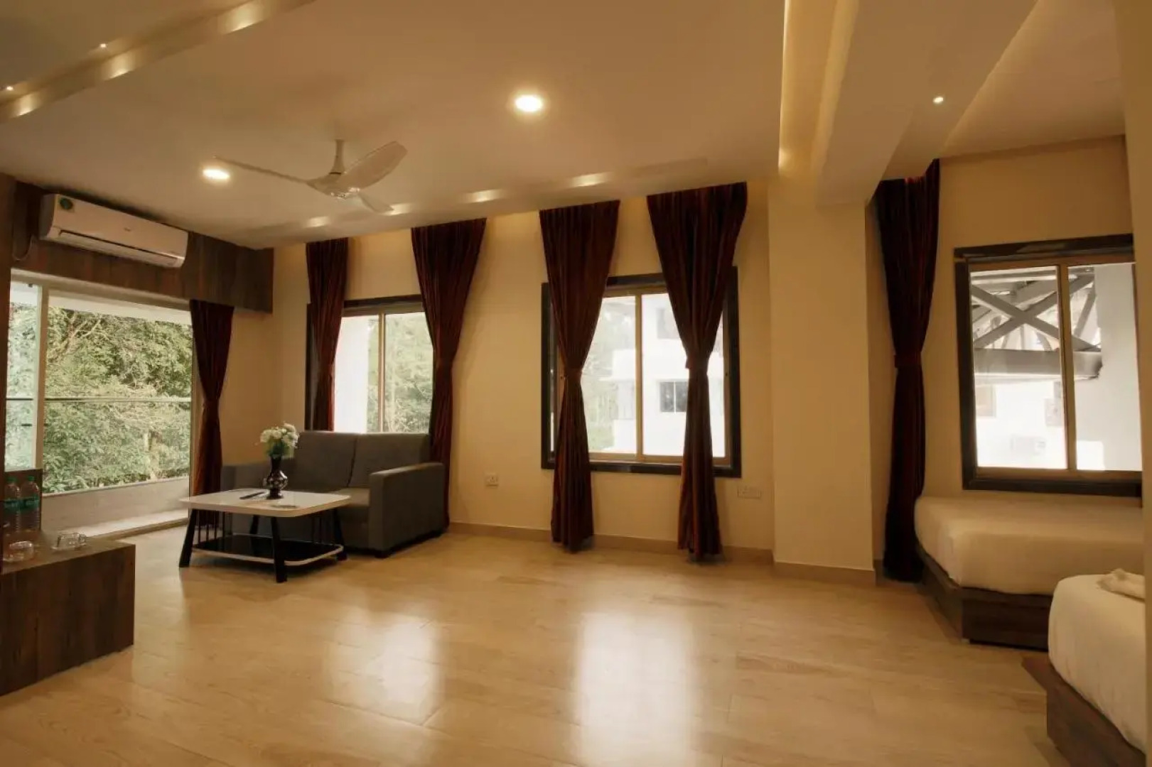 ADB Kanvas, Lataguri