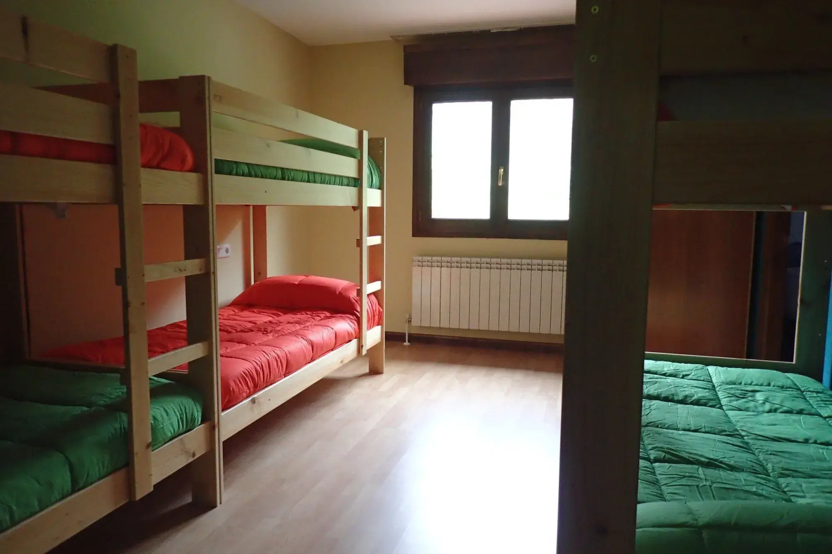 Albergue Los Avellanos - Hostel