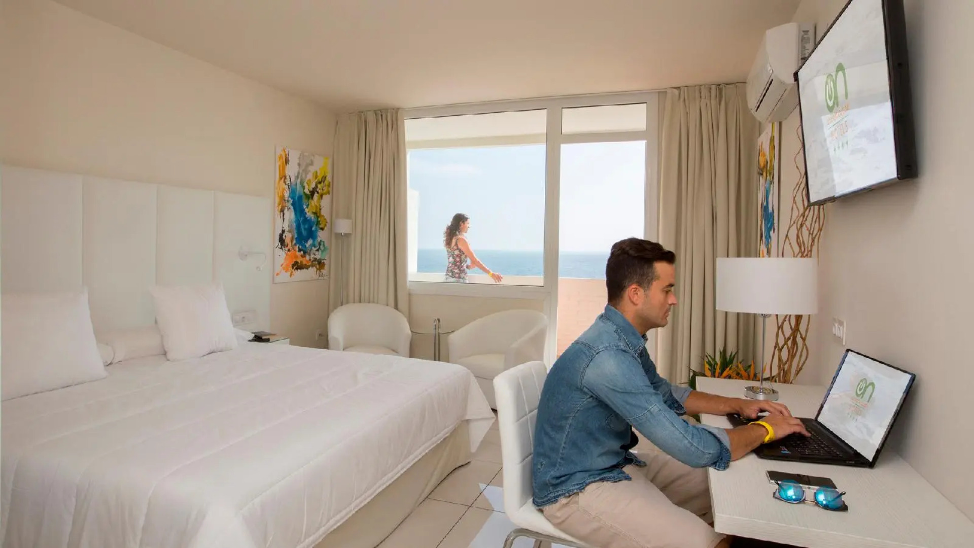 On Hotels Oceanfront - Adults Only