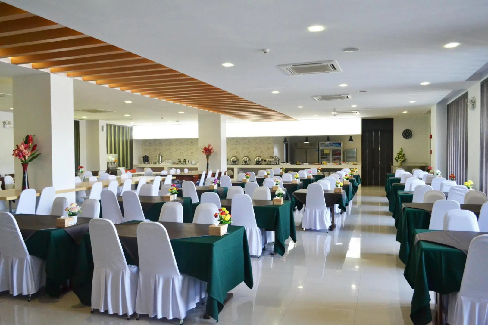 The Convenience Khonkaen Hotel