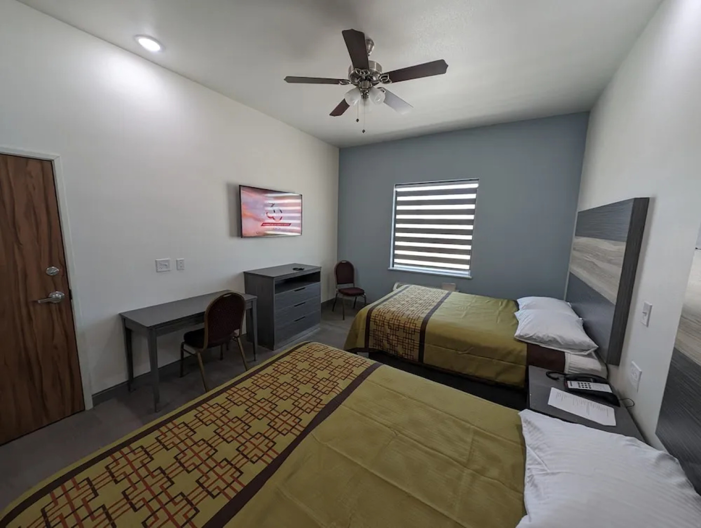 Texas Bungalows Hotel & Hotel Que at  i35 Austin Pflugerville