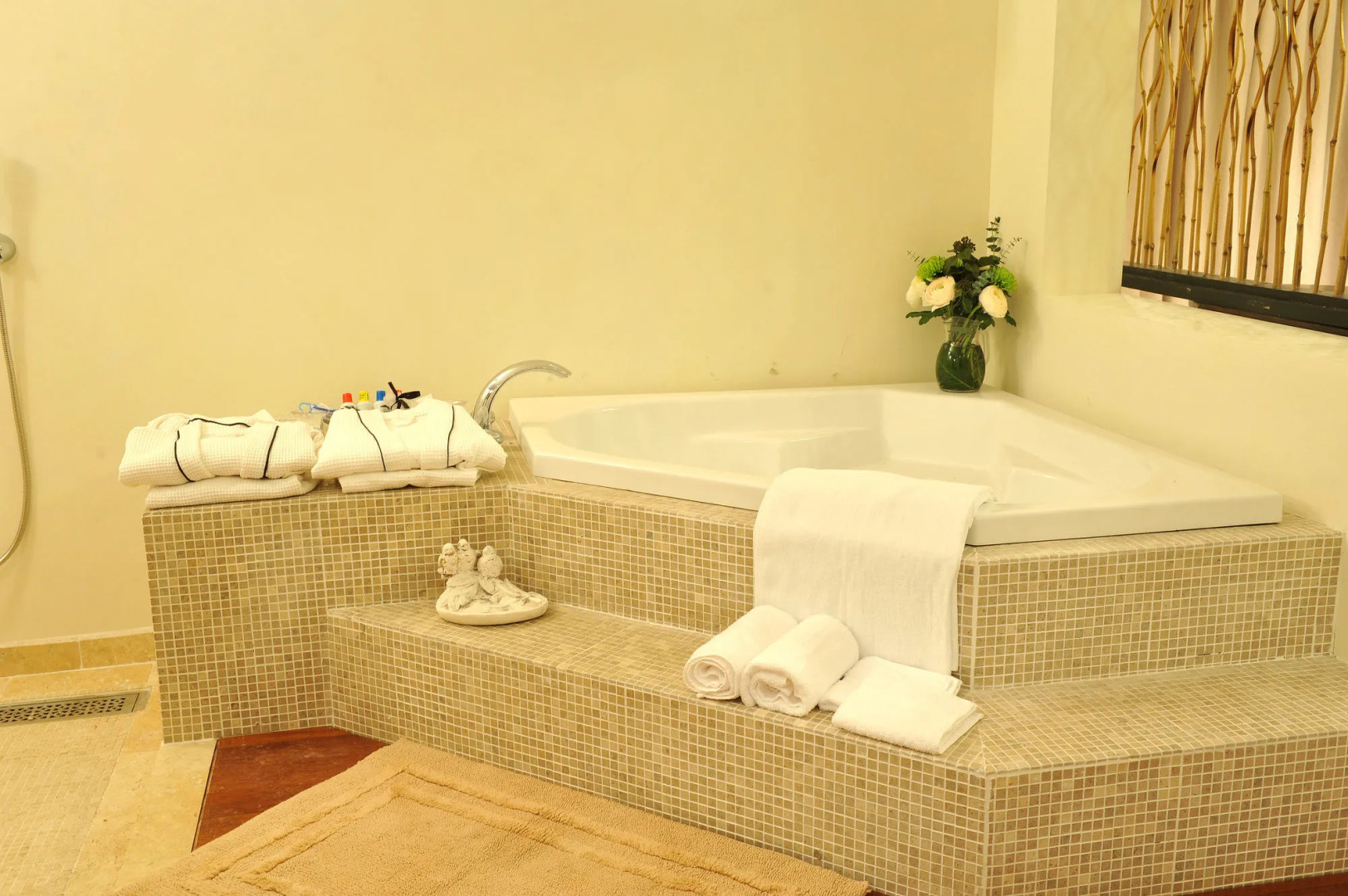 Club Inner Hotel & Resort