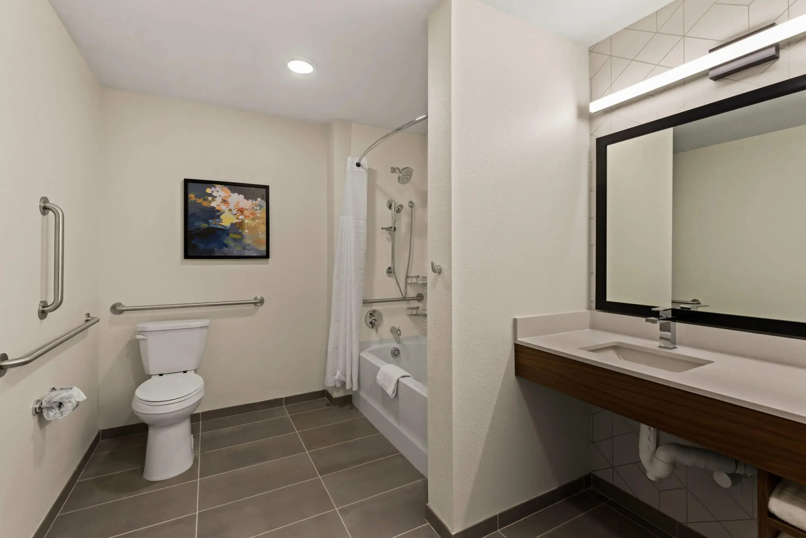 Everhome Suites Somerset - South Brunswick