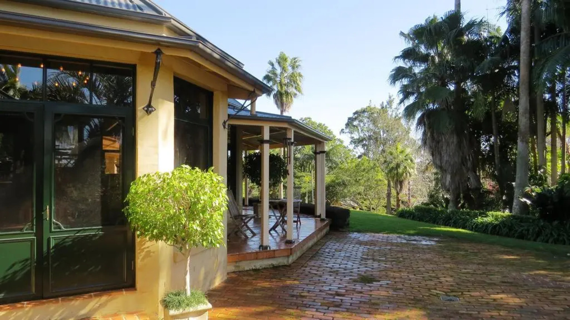 Victoria's at Ewingsdale Byron Bay