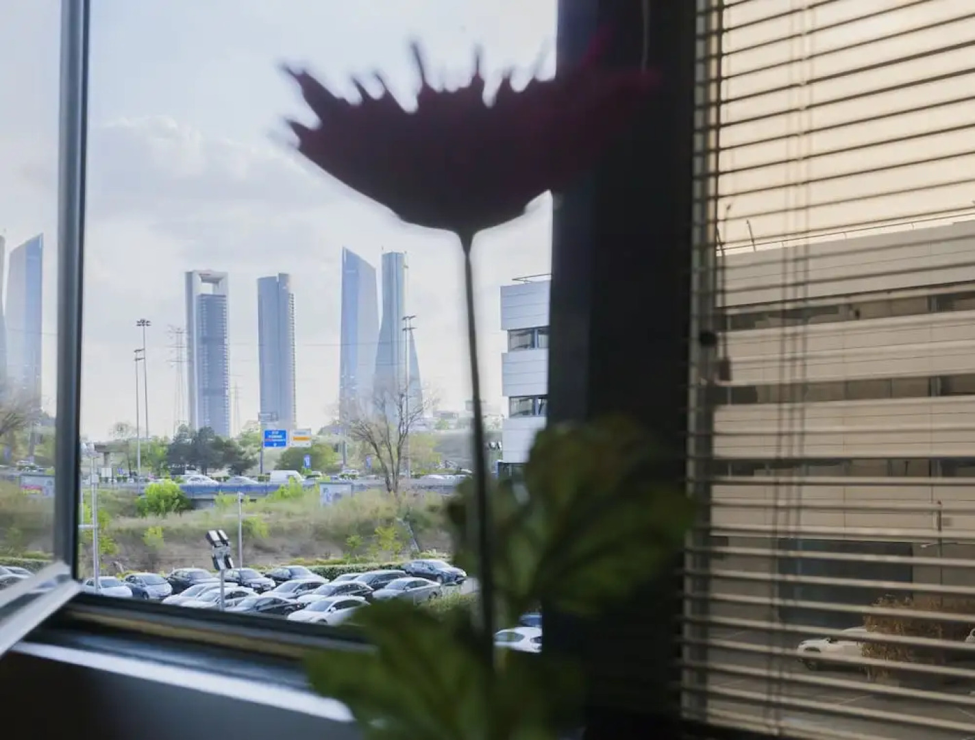 Dobo Homes Manoteras I Apartment