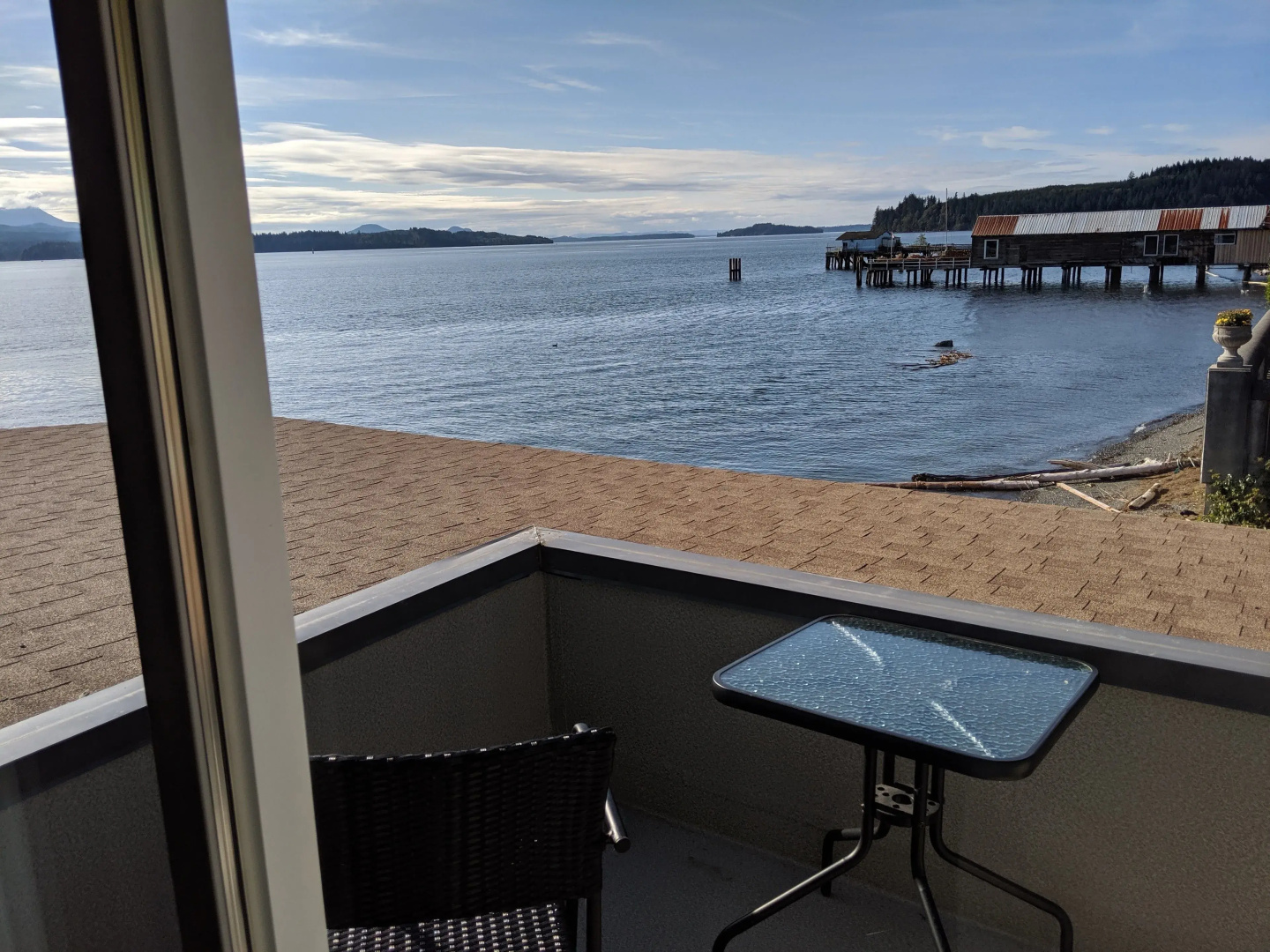 Nimpkish Hotel