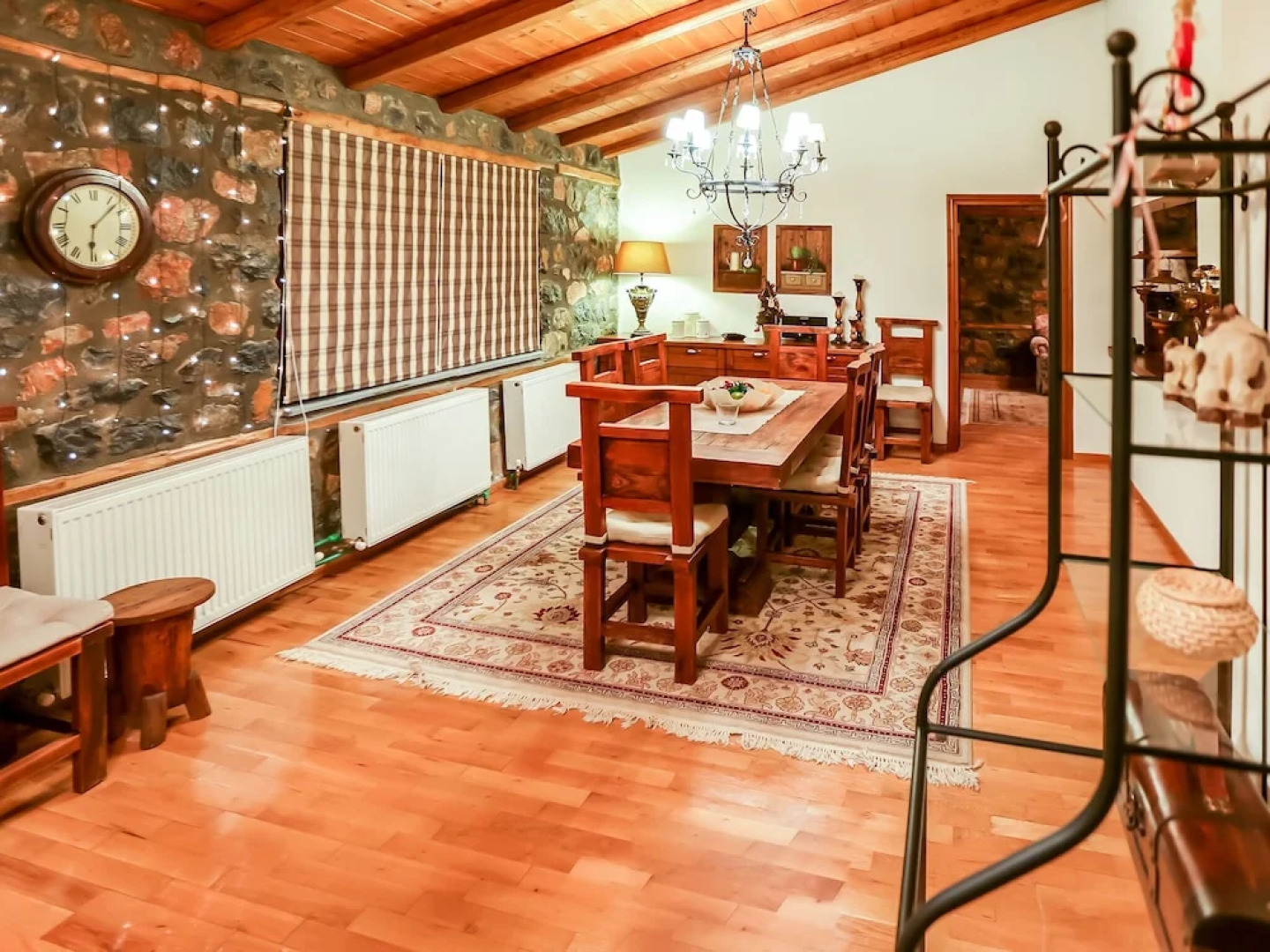 Quaint Holiday Home in Pella with Garden