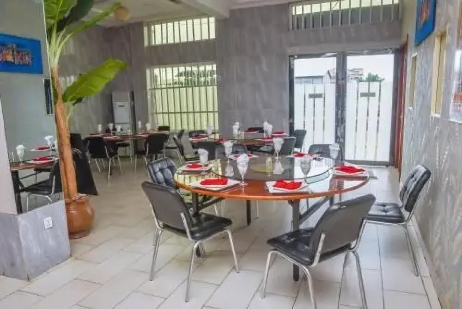 White Horse Hotel Benin