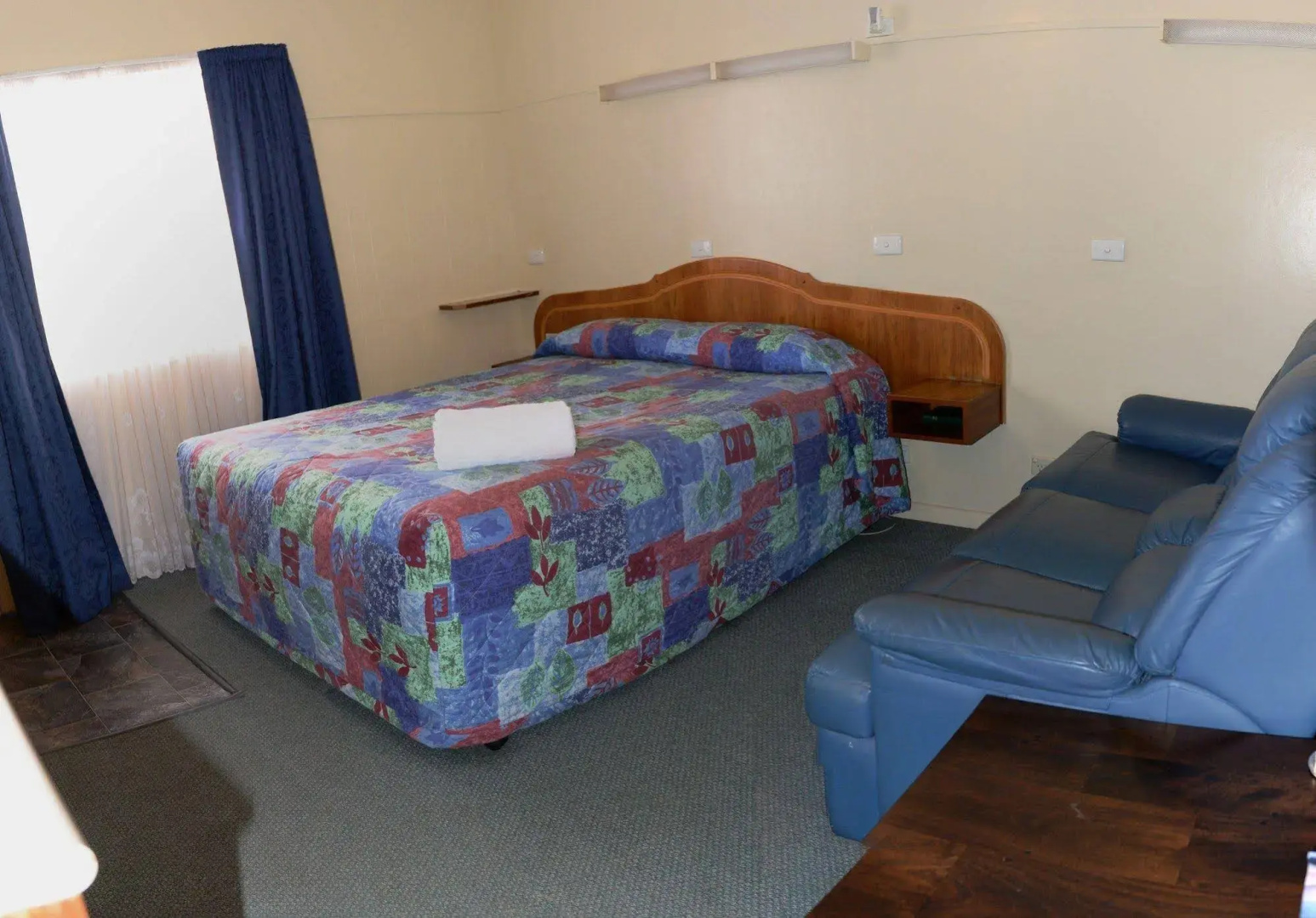 Ardeanal Motel West Wyalong
